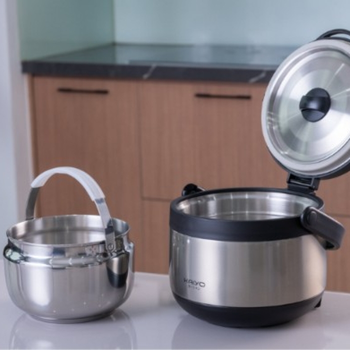 Nồi ủ chân không Kaiyo màu Inox 3 lít KTC-3895